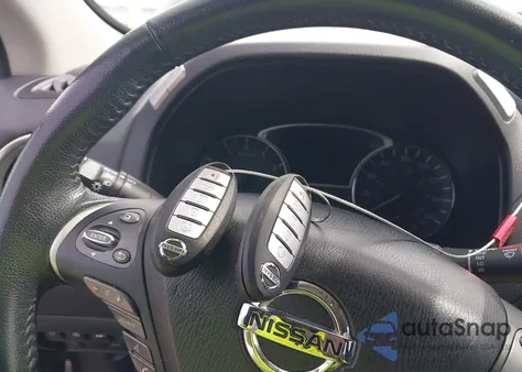 2017 Nissan Pathfinder S from USA, damaged, VIN 5N1DR2MM0HC639453